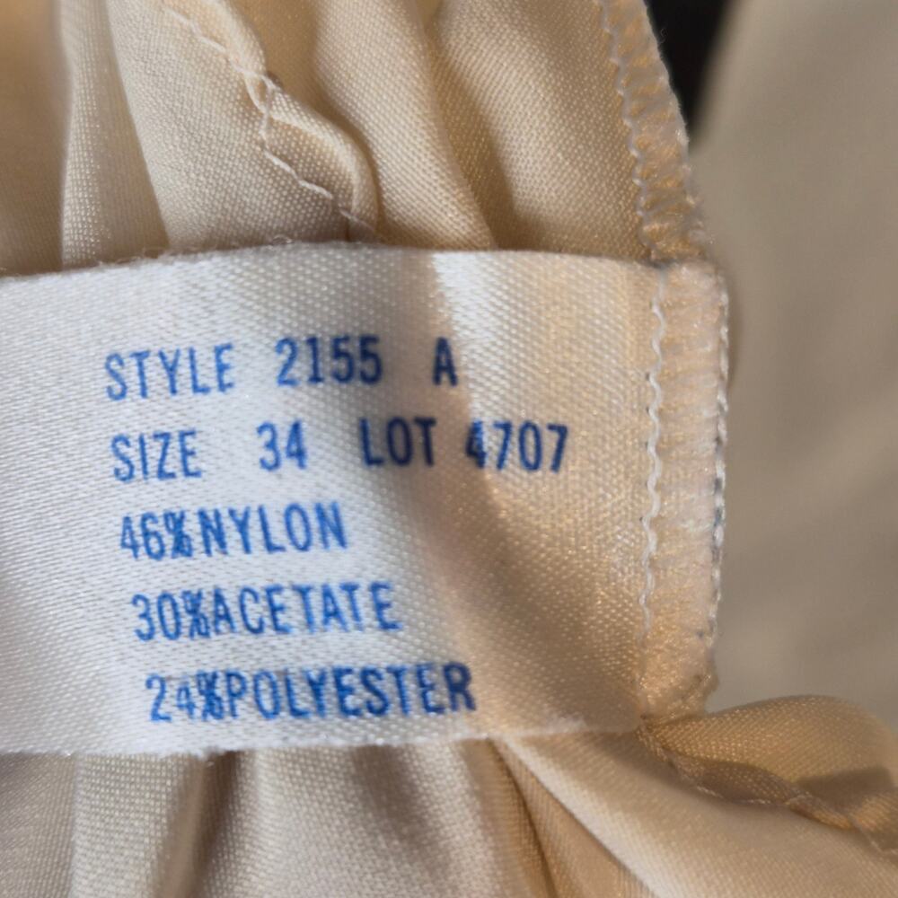 Vintage 70s ILGWU Union Made Full Slip Dress Coquette Whimsigoth Cream 34 - Picture 4 of 9